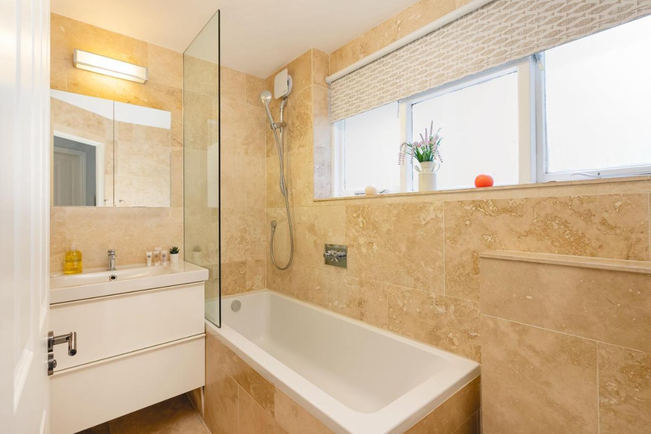 Penthousestays Notting Hill - Spacious 3 Bedroom King Bed Apartment - Near Portobello Road & Kensington High Street 伦敦 外观 照片