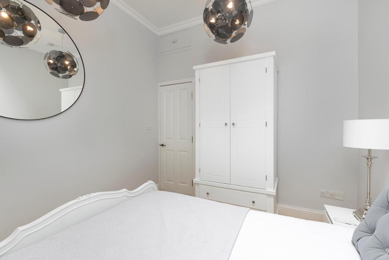 Penthousestays Notting Hill - Spacious 3 Bedroom King Bed Apartment - Near Portobello Road & Kensington High Street 伦敦 外观 照片